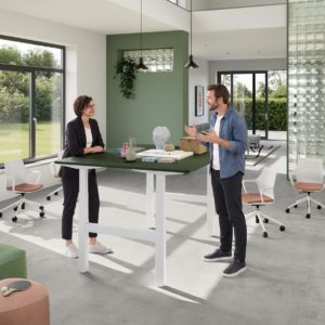 Table réglable en hauteur électrique "Fouraction" forme spéciale – Image 2
